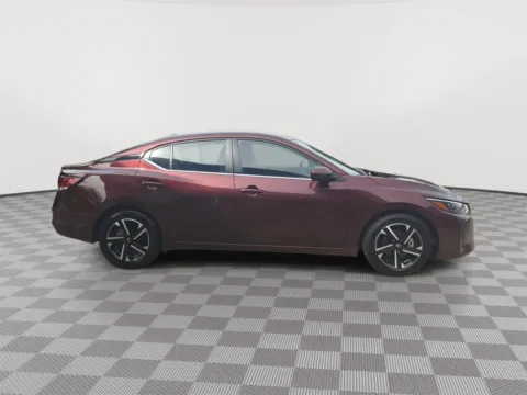 More photos of 2019 Nissan Altima 2.5 SR Sedan 4D at Payless Car Sales, SC
