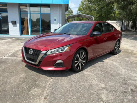 Red 2019 Nissan Altima 2.5 SR Sedan 4D for sale in North Charleston, SC