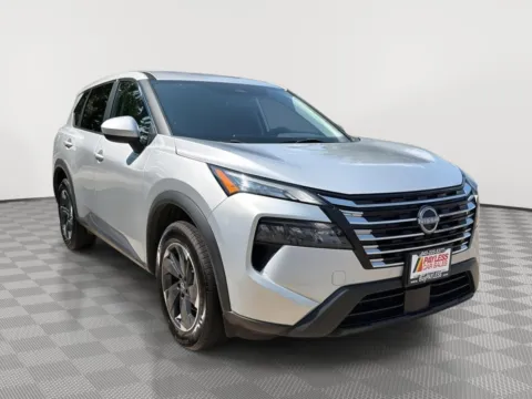 More photos of 2024 Nissan Rogue SV at Payless Car Sales, SC