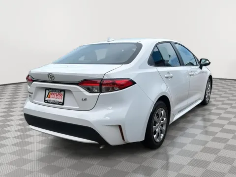 More photos of 2022 Toyota Corolla LE at Payless Car Sales, SC