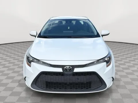 Photos of 2022 Toyota Corolla LE for sale in North Charleston, SC at Payless Car Sales