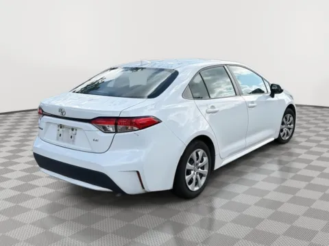 More photos of 2022 Toyota Corolla LE at Payless Car Sales, SC