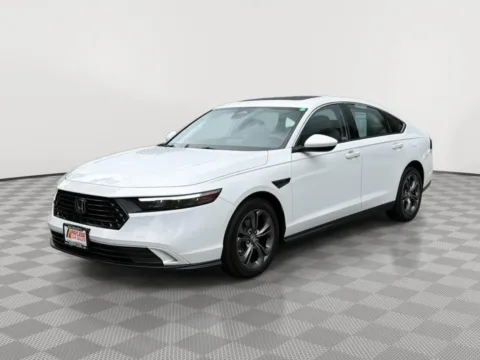 White 2023 Honda Accord Sedan EX for sale in North Charleston, SC