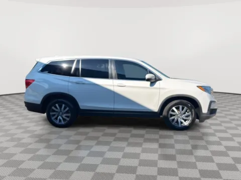 More photos of 2021 Honda Pilot EX at Payless Car Sales, SC