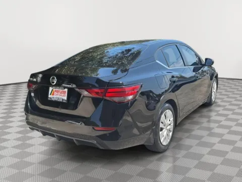 More photos of 2020 Nissan Sentra S at Payless Car Sales, SC