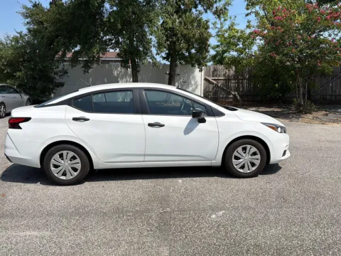 More photos of 2020 Nissan Versa S at Payless Car Sales, SC