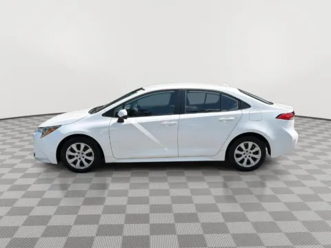 More photos of 2023 Toyota Corolla LE at Payless Car Sales, SC
