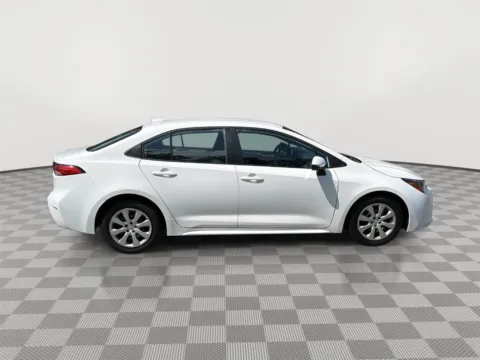 More photos of 2023 Toyota Corolla LE at Payless Car Sales, SC