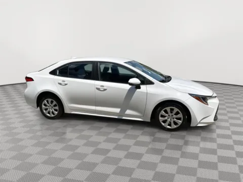 More photos of 2023 Toyota Corolla LE at Payless Car Sales, SC