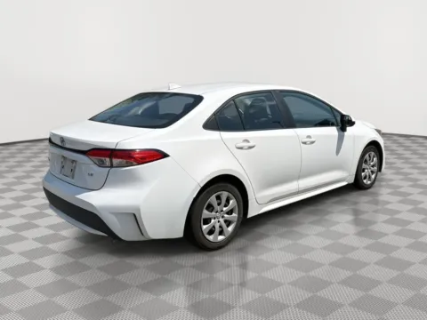 More photos of 2021 Toyota Corolla LE at Payless Car Sales, SC