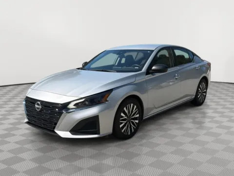 Silver 2024 Nissan Altima 2.5 SV Sedan 4D for sale in North Charleston, SC