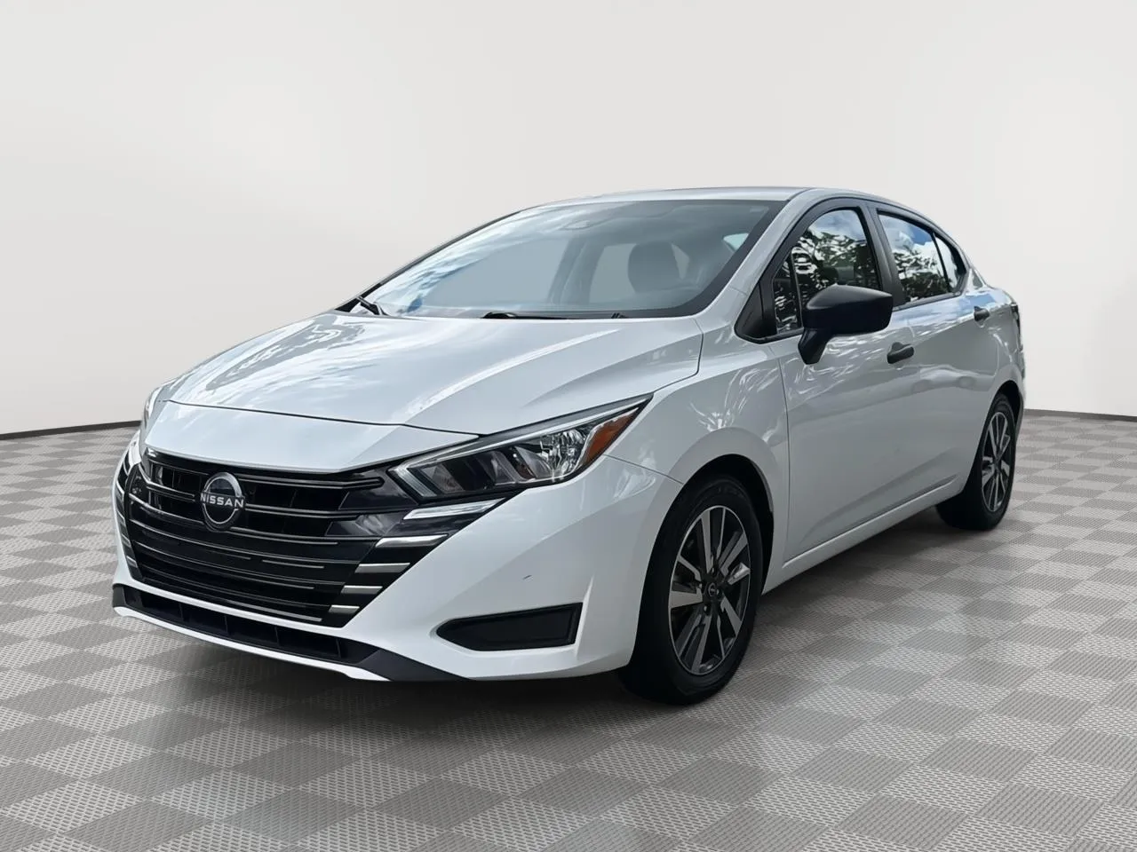 White 2023 Nissan Versa S for sale in North Charleston, SC