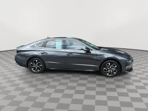 More photos of 2025 Hyundai Sonata SEL at Payless Car Sales, SC
