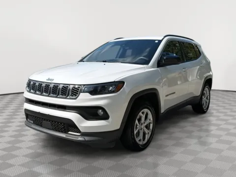 White 2024 Jeep Compass Latitude for sale in North Charleston, SC