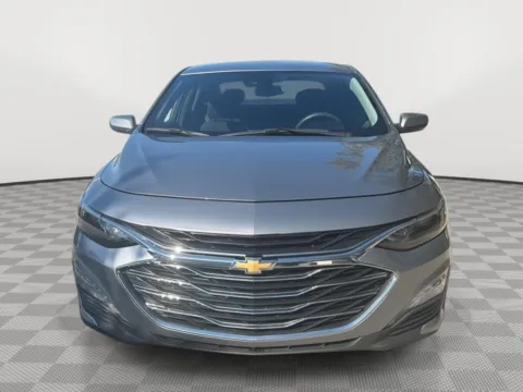Photos of 2024 Chevrolet Malibu LT for sale in North Charleston, SC at Payless Car Sales