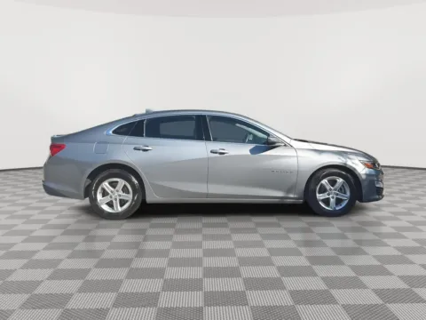 More photos of 2024 Chevrolet Malibu LT at Payless Car Sales, SC