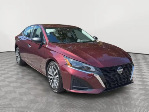 More photos of 2025 Nissan Altima SV at Payless Car Sales, SC