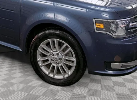 More photos of 2019 Ford Flex SEL at Payless Car Sales, SC