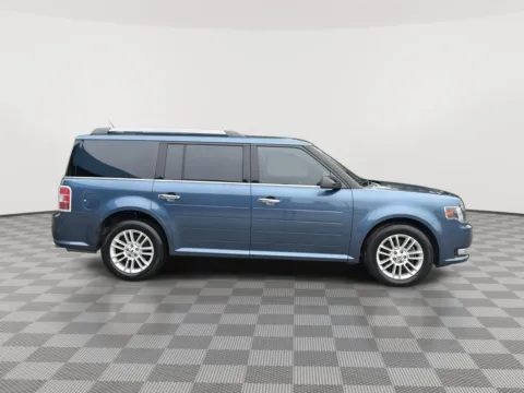 More photos of 2019 Ford Flex SEL at Payless Car Sales, SC