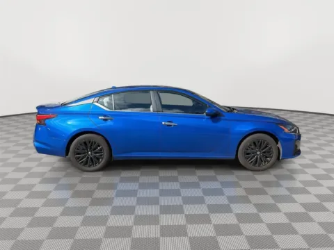 More photos of 2025 Nissan Altima SV at Payless Car Sales, SC