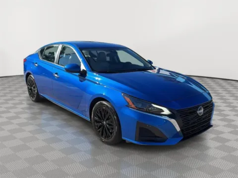 More photos of 2025 Nissan Altima SV at Payless Car Sales, SC