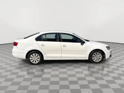More photos of 2011 Volkswagen Jetta Sedan S at Payless Car Sales, SC