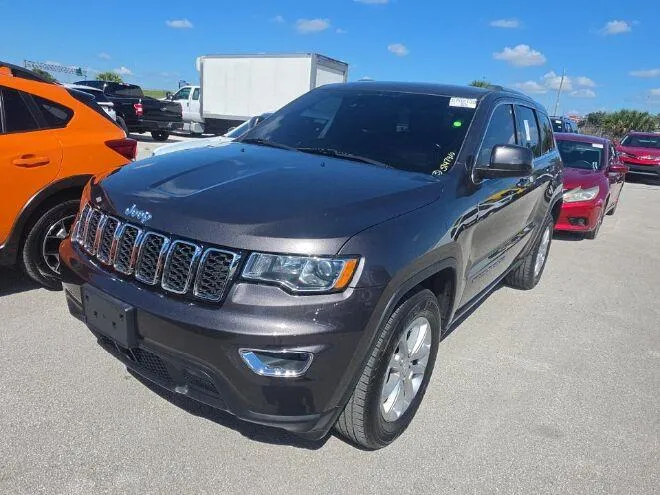 Gray 2021 Jeep Grand Cherokee Laredo E for sale in North Charleston, SC