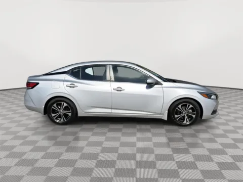 More photos of 2022 Nissan Sentra SV at Payless Car Sales, SC