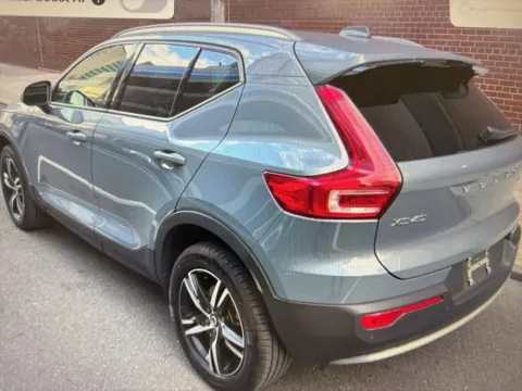 More photos of 2023 Volvo XC40 B5 Core at CarFive Salem, MA, MA