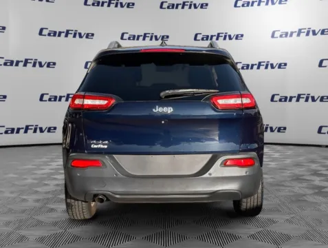 More photos of 2016 Jeep Cherokee Latitude at CarFive Salem, MA, MA