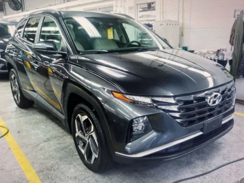 More photos of 2023 Hyundai Tucson SEL at CarFive Salem, MA, MA