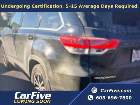 Black 2019 Toyota Highlander SE for sale in Salem, MA