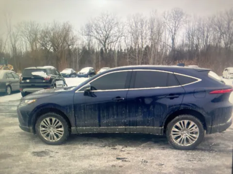 Photos of 2022 Toyota Venza Limited for sale in Salem, MA at CarFive Salem, MA