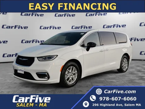 White 2024 Chrysler Pacifica Touring L for sale in Salem, MA