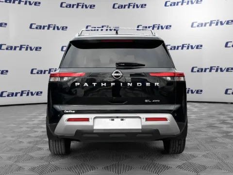 More photos of 2023 Nissan Pathfinder SL at CarFive Salem, MA, MA