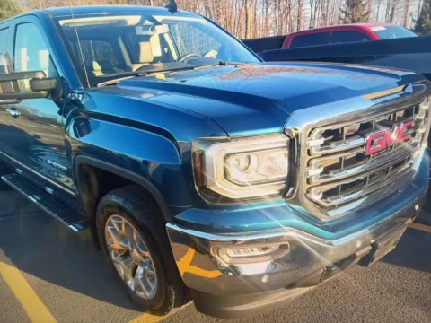 Photos of 2018 GMC Sierra 1500 SLT for sale in Salem, MA at CarFive Salem, MA