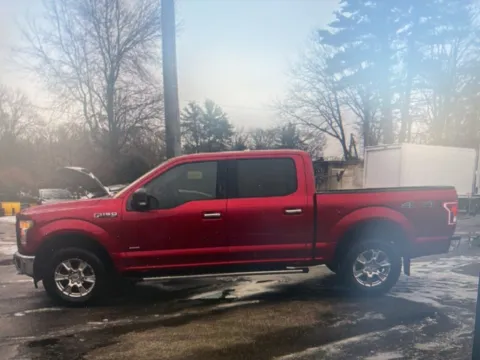 Photos of 2017 Ford F-150 XLT for sale in Salem, MA at CarFive Salem, MA