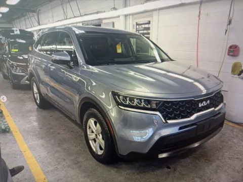 More photos of 2022 Kia Sorento LX at CarFive Salem, MA, MA