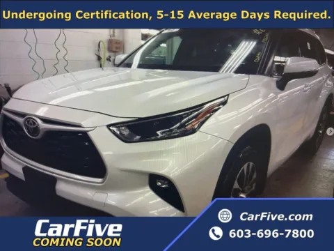 White 2022 Toyota Highlander XLE for sale in Salem, MA