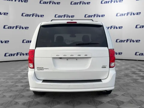 More photos of 2019 Dodge Grand Caravan SXT at CarFive Salem, MA, MA