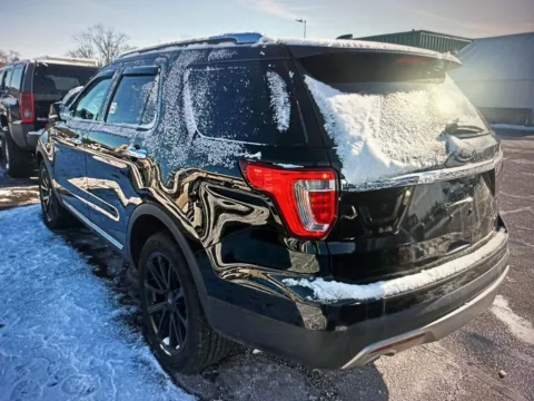 Photos of 2017 Ford Explorer Limited for sale in Salem, MA at CarFive Salem, MA