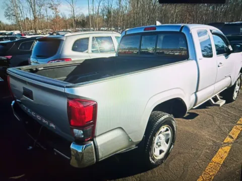 More photos of 2018 Toyota Tacoma SR5 at CarFive Salem, MA, MA
