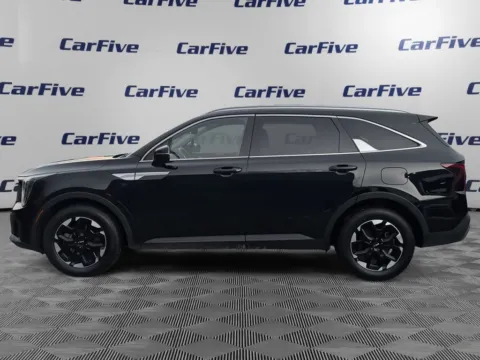 Photos of 2024 Kia Sorento S for sale in Salem, MA at CarFive Salem, MA