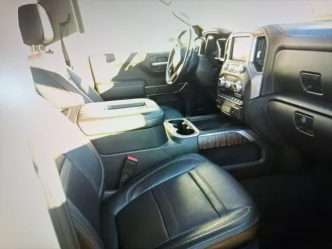 More photos of 2019 GMC Sierra 1500 Denali at CarFive Salem, MA, MA