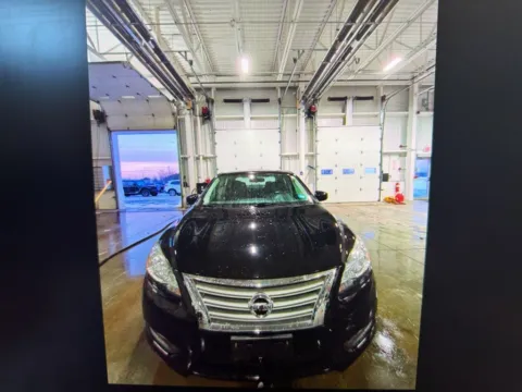 More photos of 2015 Nissan Sentra SV at CarFive Salem, MA, MA