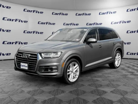 Photos of 2017 Audi Q7 3.0T Prestige for sale in Salem, MA at CarFive Salem, MA