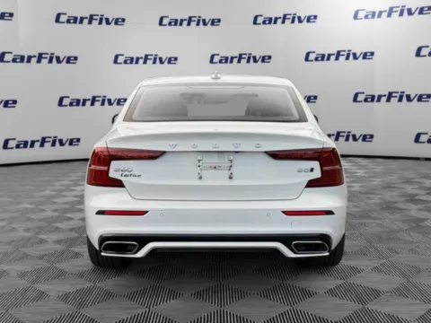 More photos of 2022 Volvo S60 B5 Momentum at CarFive Salem, MA, MA