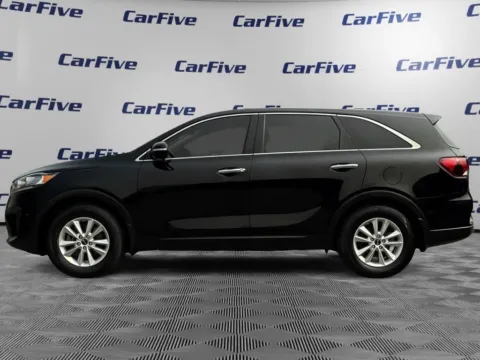Photos of 2020 Kia Sorento L for sale in Salem, MA at CarFive Salem, MA