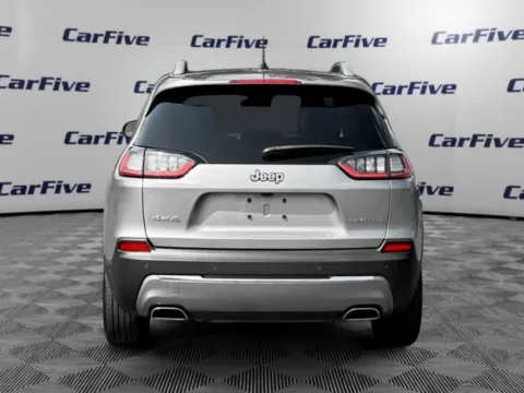 More photos of 2021 Jeep Cherokee Limited at CarFive Salem, MA, MA