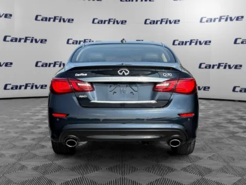 More photos of 2016 INFINITI Q70 3.7X at CarFive Salem, MA, MA